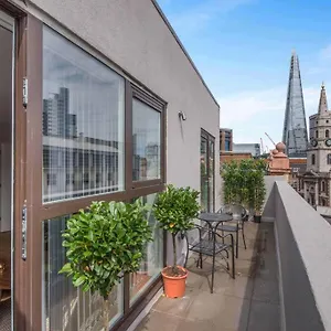 7 Borough - Spacious 2-bed, 2-bath In Prime Location Apartment